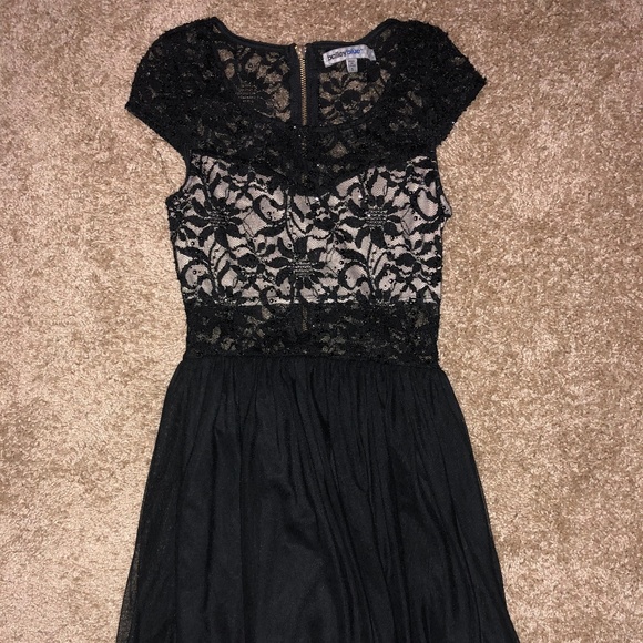 Lace Dress - Picture 1 of 3